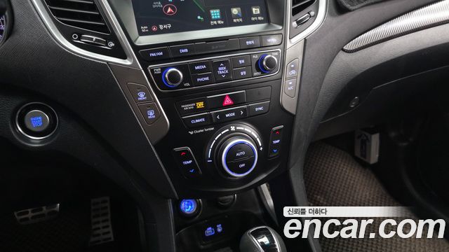 Hyundai Santafe 2016 — photo 17