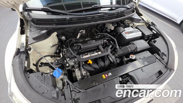 Kia Stonic 2018 — photo 6