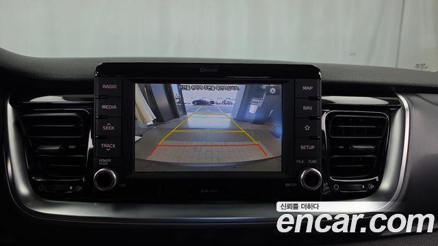 Kia Stonic 2018 — photo 21
