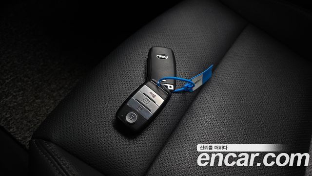 Kia Stonic 2018 — photo 23