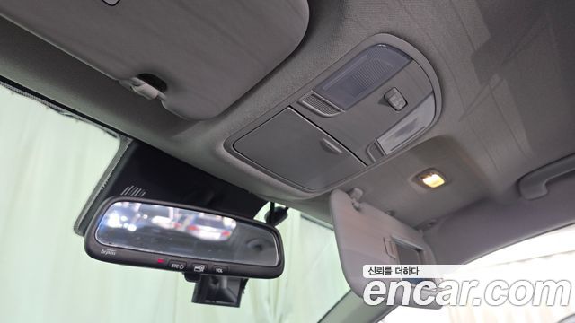Kia Stonic 2018 — photo 24