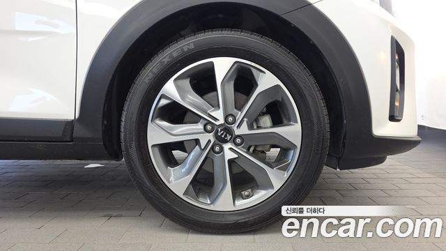 Kia Stonic 2018 — photo 7