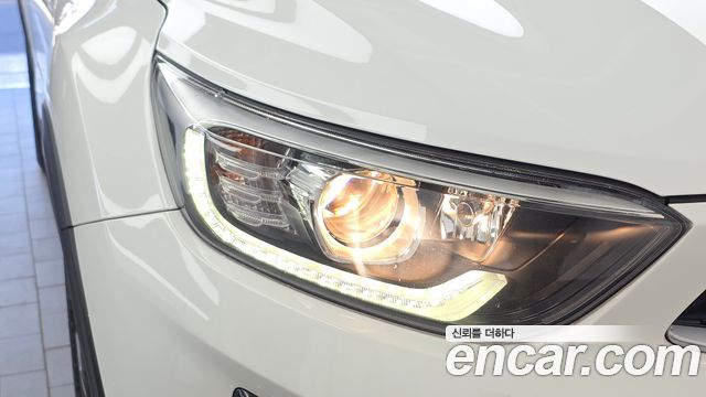 Kia Stonic 2018 — photo 8