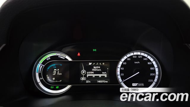 Kia Niro 2018 — photo 11