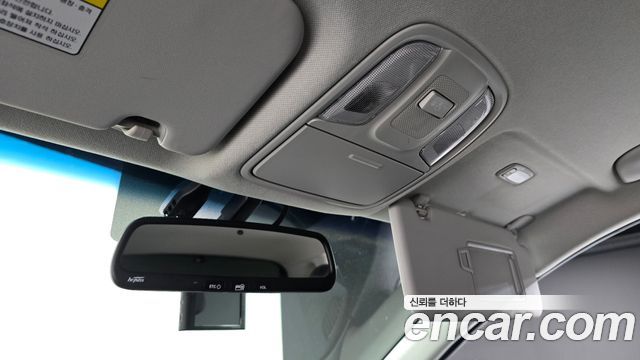 Kia Niro 2018 — photo 24