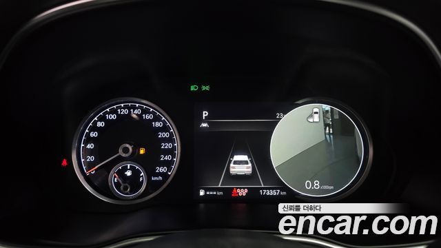 Genesis GV80 2020 — photo 11
