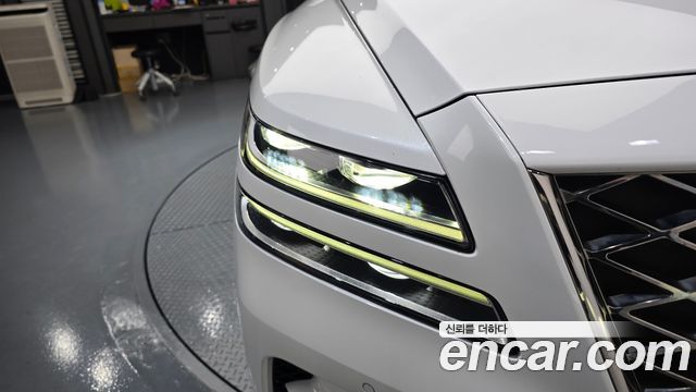 Genesis GV80 2020 — photo 8