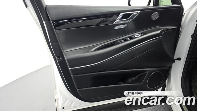 Genesis GV80 2020 — photo 14