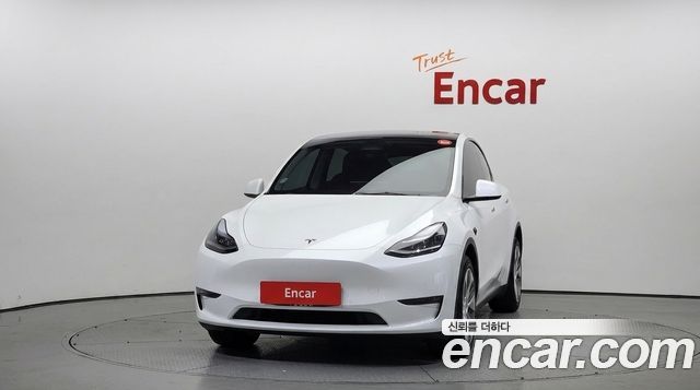 Tesla Model Y 2021 — photo 3
