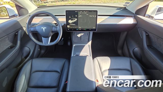 Tesla Model Y 2021 — photo 10