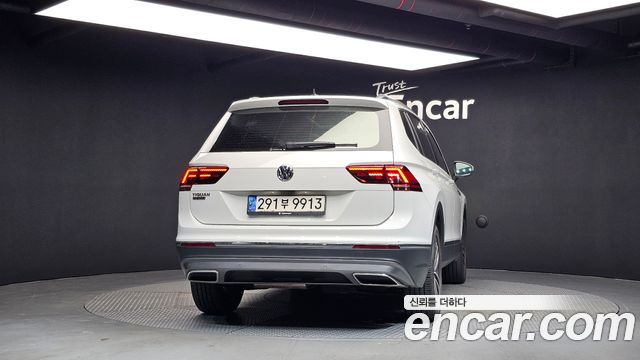 Volkswagen Tiguan 2020 — photo 4
