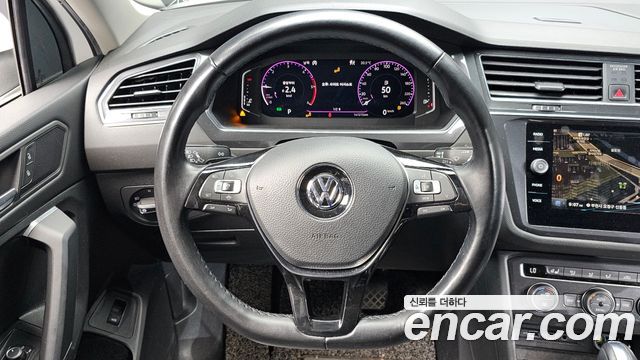 Volkswagen Tiguan 2020 — photo 13