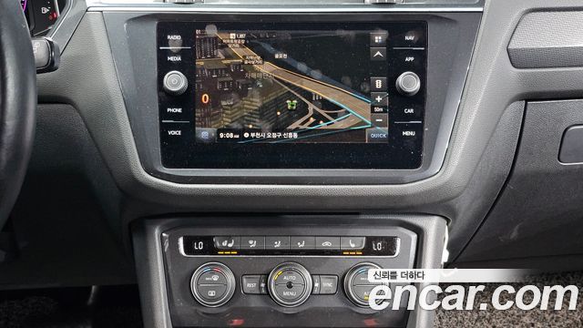 Volkswagen Tiguan 2020 — photo 14