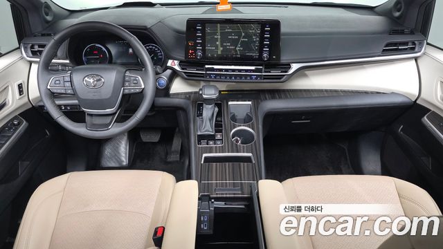 Toyota Sienna 2024 — photo 7