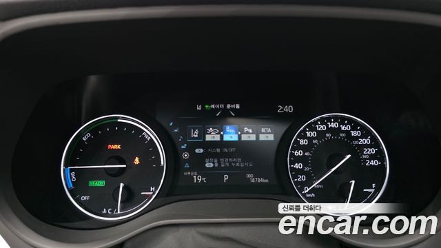 Toyota Sienna 2024 — photo 8