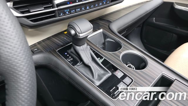 Toyota Sienna 2024 — photo 9