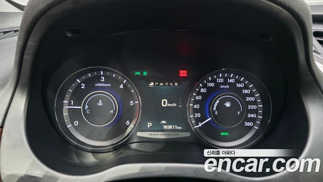 Hyundai Grandeur 2016 — photo 11