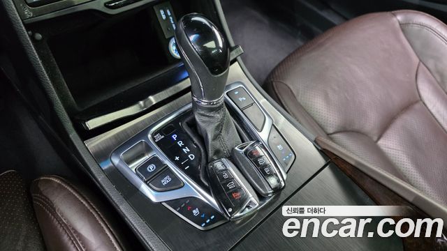 Hyundai Grandeur 2016 — photo 12