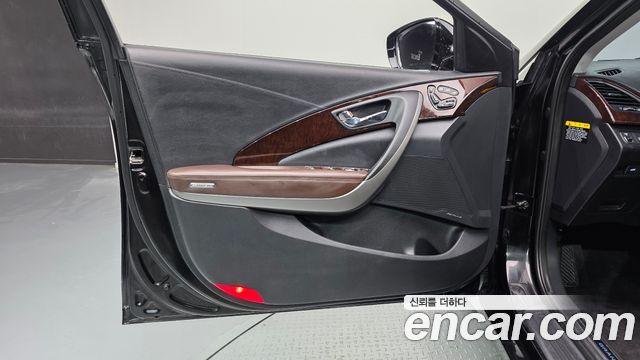 Hyundai Grandeur 2016 — photo 14