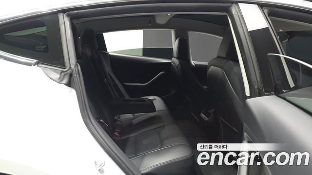 Tesla Model 3 2020 — photo 17