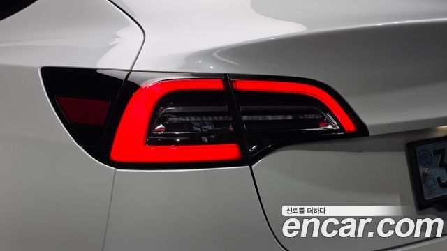 Tesla Model 3 2020 — photo 9