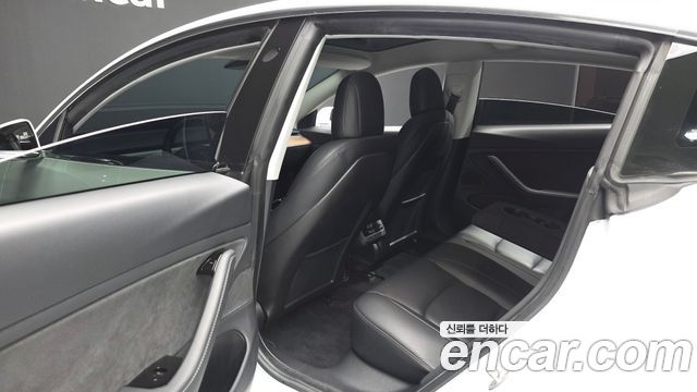 Tesla Model 3 2020 — photo 16