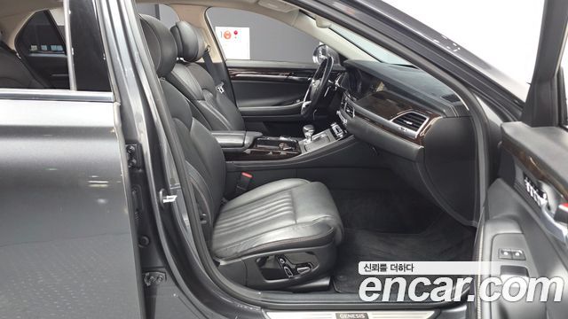 Genesis G90 2019 — photo 11