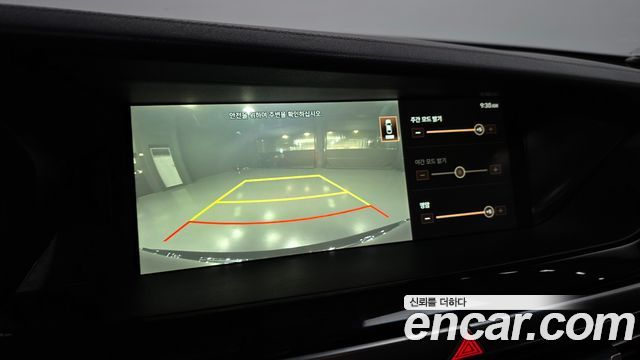 Genesis G90 2019 — photo 15