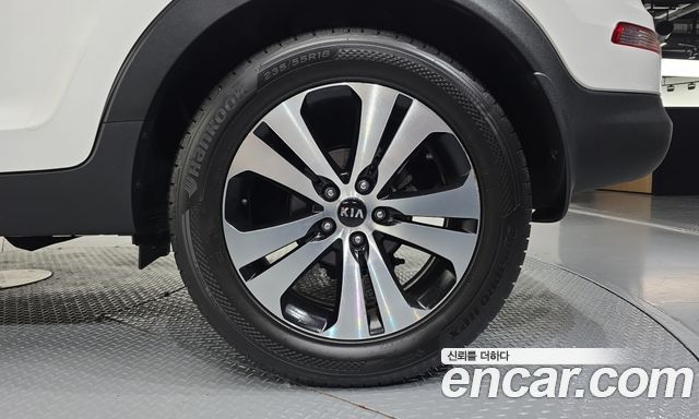 Kia Sportage 2013 — photo 7