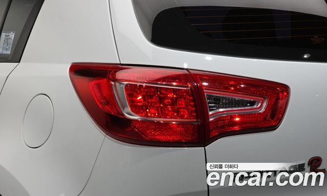 Kia Sportage 2013 — photo 9