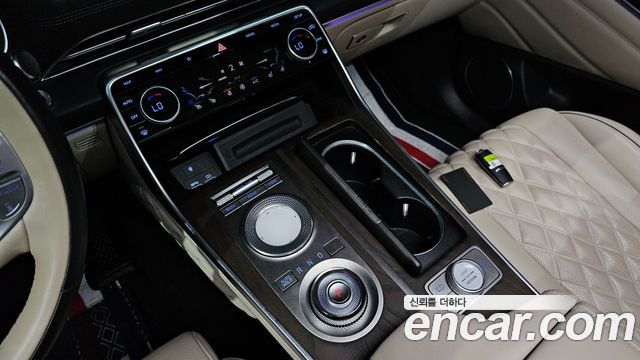 Genesis GV80 2020 — photo 12