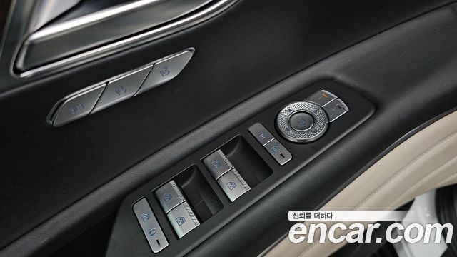 Genesis GV80 2020 — photo 27
