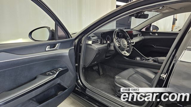 Kia K5 2021 — photo 13