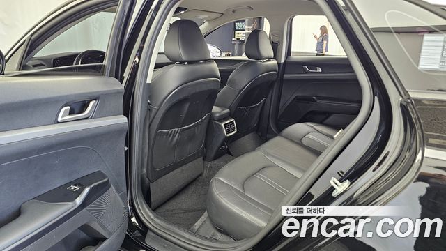 Kia K5 2021 — photo 18