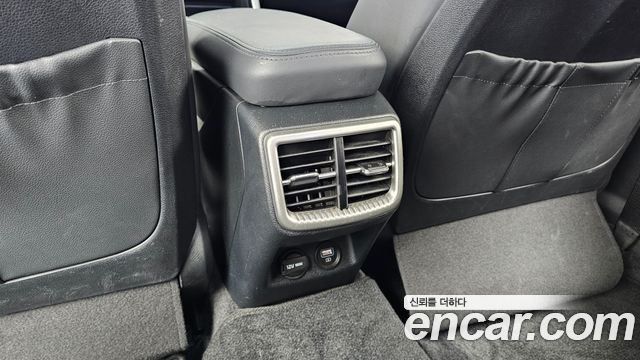 Kia K5 2021 — photo 31