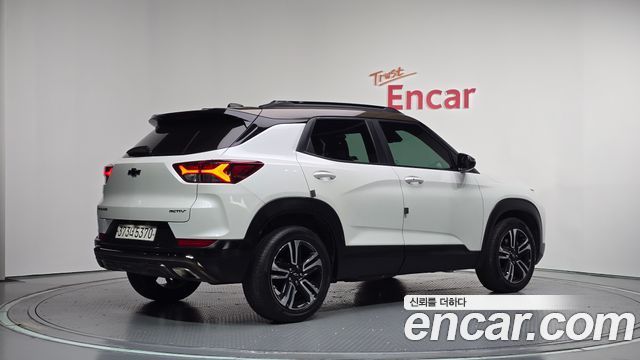 Chevrolet Korea Trailblazer 2022 — photo 2