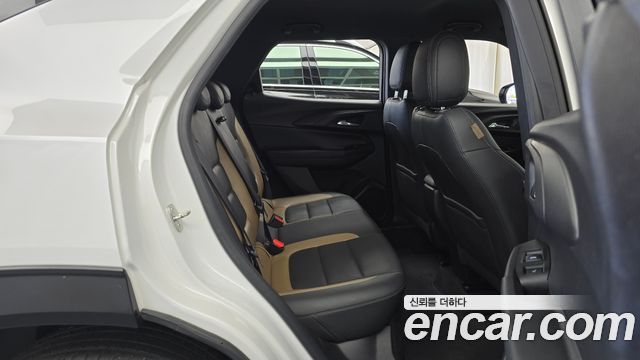 Chevrolet Korea Trailblazer 2022 — photo 17