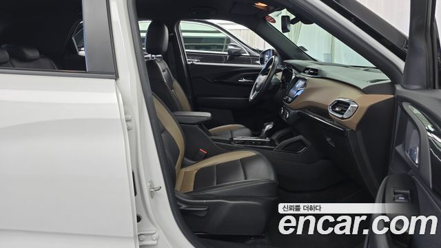 Chevrolet Korea Trailblazer 2022 — photo 16