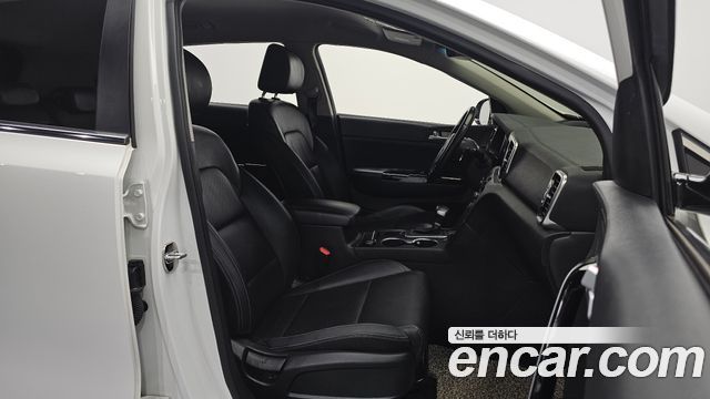 Kia Sportage 2018 — photo 10