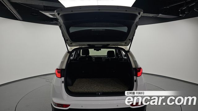 Kia Sportage 2018 — photo 20