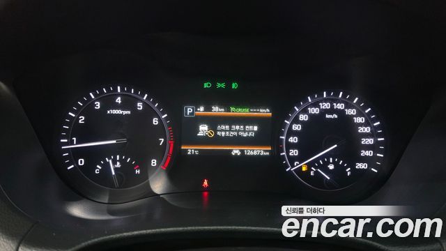 Genesis G80 2017 — photo 11