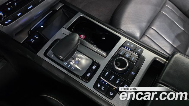 Genesis G80 2017 — photo 12