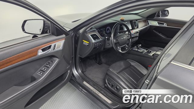 Genesis G80 2017 — photo 13