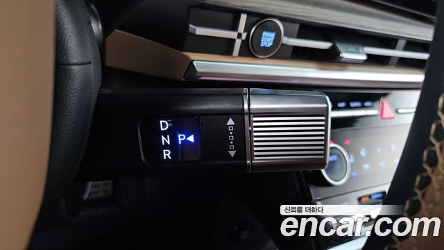 Hyundai Santafe 2024 — photo 12