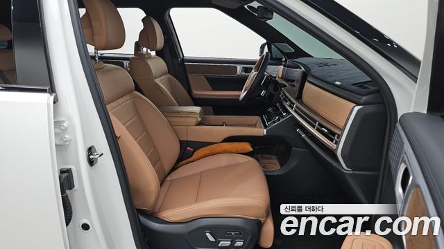 Hyundai Santafe 2024 — photo 17