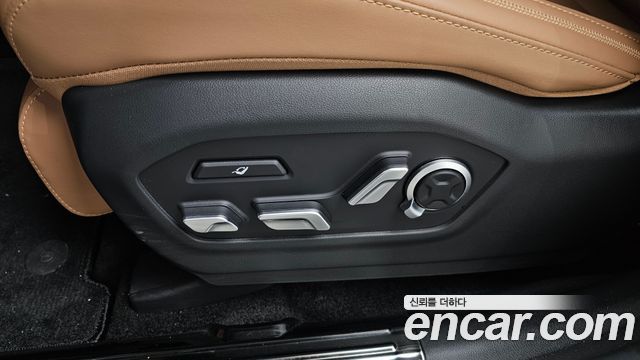 Hyundai Santafe 2024 — photo 32