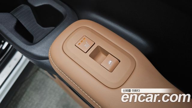 Hyundai Santafe 2024 — photo 33