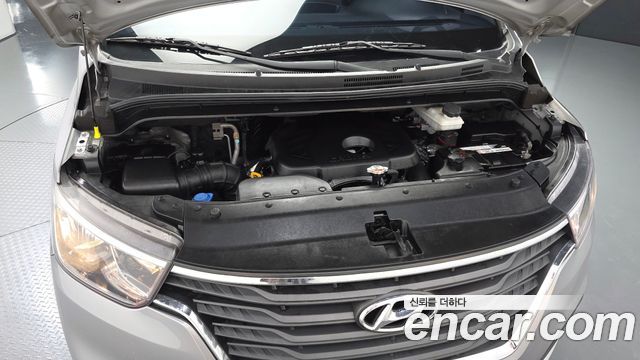 Hyundai Starex 2019 — photo 6
