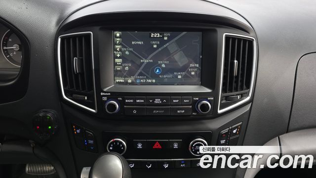 Hyundai Starex 2019 — photo 20