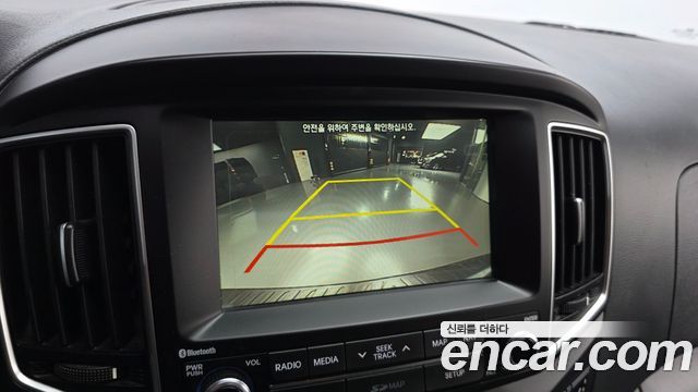 Hyundai Starex 2019 — photo 21